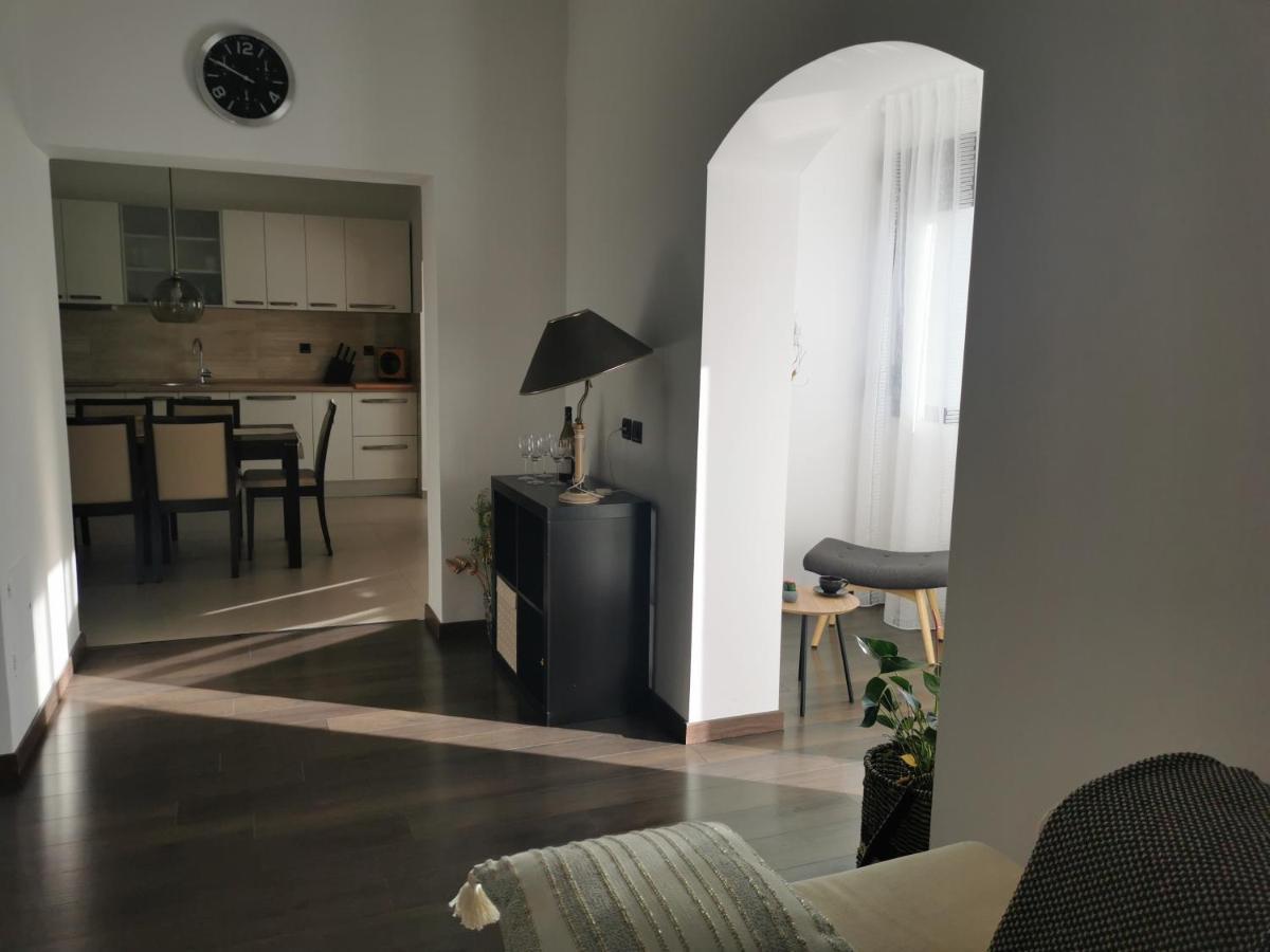 Apartmani Nika Rijeka Eksteriør bilde